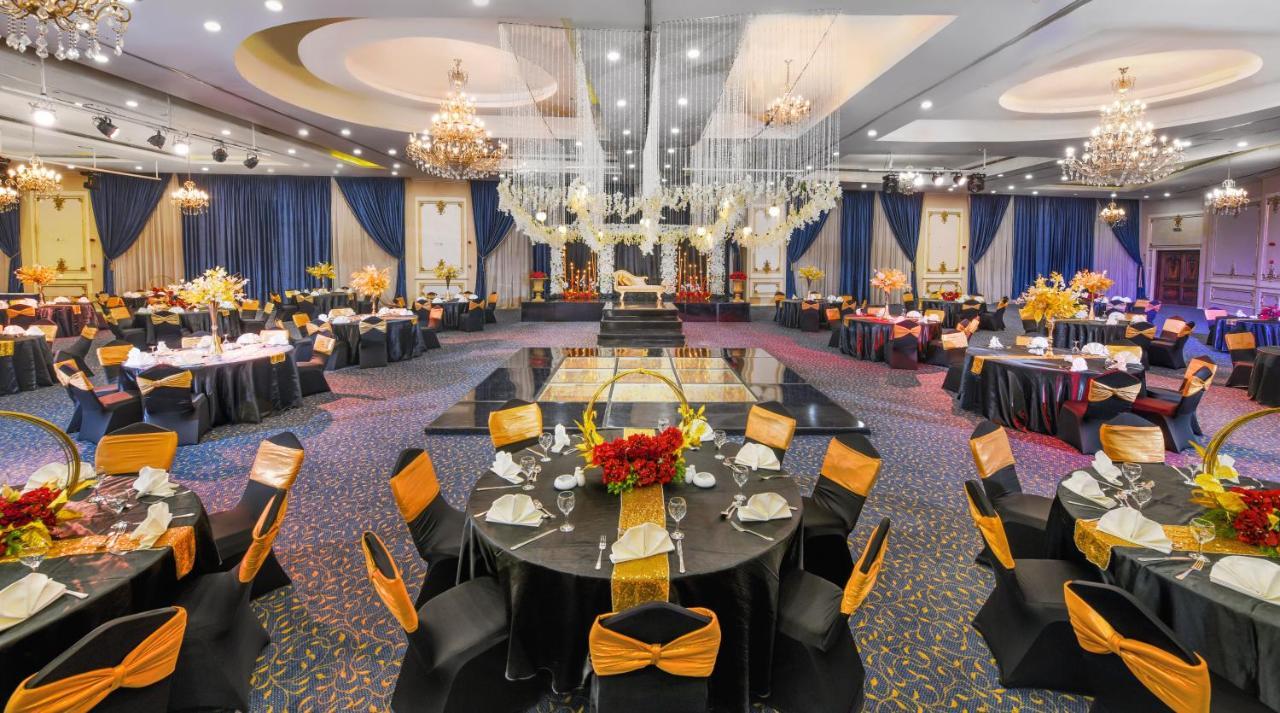 Tolip Hotel Alexandria Bagian luar foto The ballroom at the hotel