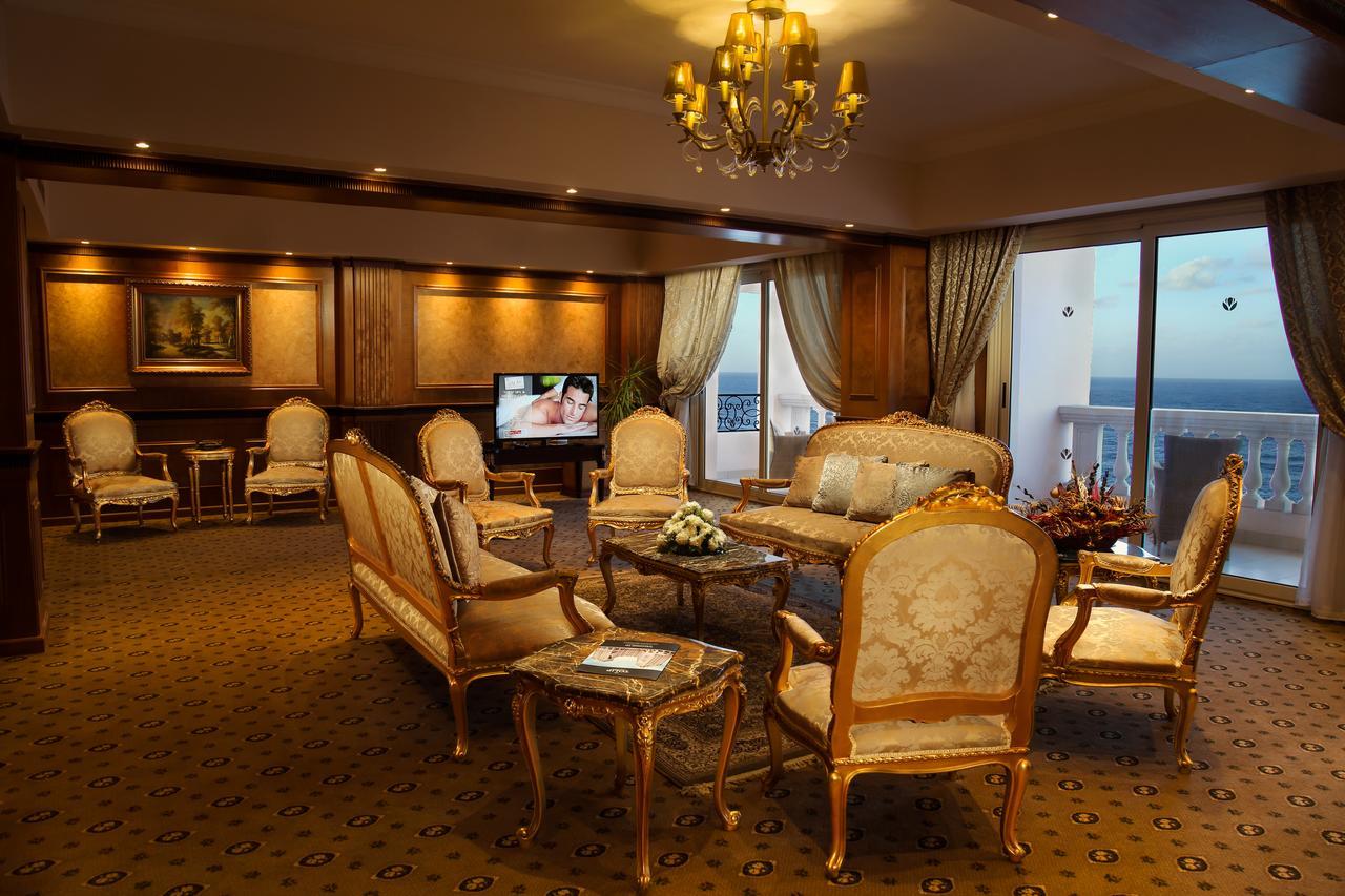 Tolip Hotel Alexandria Bagian luar foto The lounge at the hotel