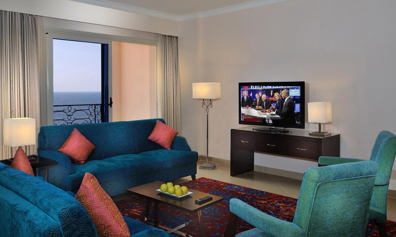 Tolip Hotel Alexandria Ruang foto A room at the hotel